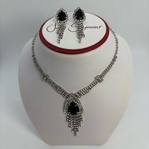 Black And Clear Crystal Rhinestone Lariat Necklace And Earrings